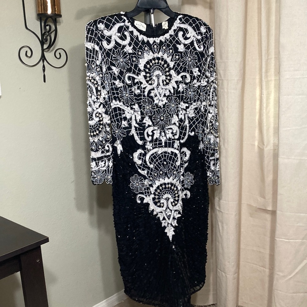 Vintage Pearl & Sequin Gown 🖤
